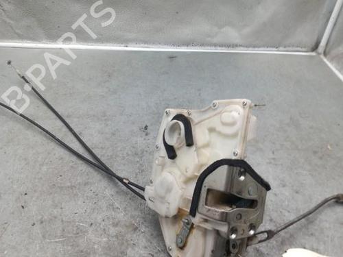 Højre fortil lås SUZUKI SWIFT III (MZ, EZ) 1.3 (RS413, ZC11S) (92 hp) 25060318