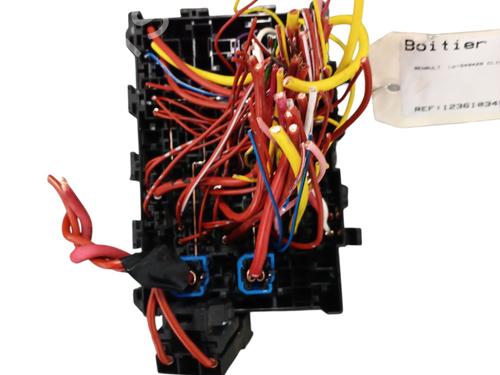 Fuse box RENAULT CLIO V (B7_) 1.0 TCe 90 (B7MT) | BP37748914E1 - Image 2