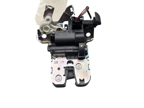Used Tailgate lock VW PASSAT B8 (3G2, CB2) 1.4 TSI (150 hp) 25056367