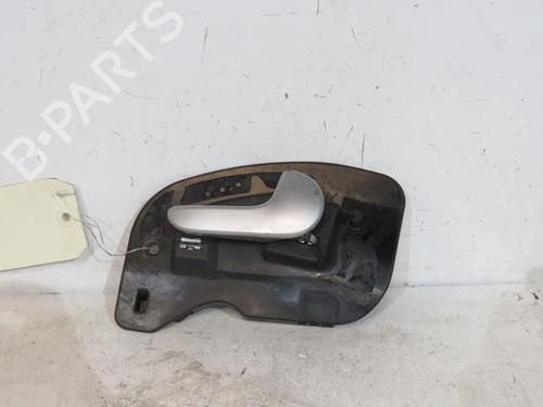 Høyre foran invendig håndtak OPEL CORSA C (X01) 1.2 (F08, F68) (75 hp) 25069226