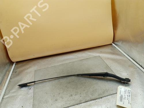 Used Front windshield wiper arm MERCEDES-BENZ B-CLASS Sports Tourer (W245) B 180 CDI (245.207) (109 hp) 25089679
