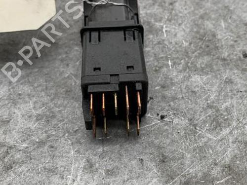 Used Warning switch Warning switch RENAULT SUPER 5 (B/C40_) 1.2 (B/C40F) (55 hp) 25060573 25060573