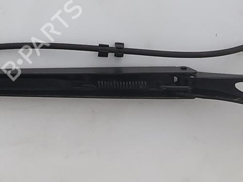Used Front windshield wiper arm Front windshield wiper arm PEUGEOT PARTNER Box Body/MPV (K9) 1.2 PureTech 110 (110 hp) 39521335 39521335