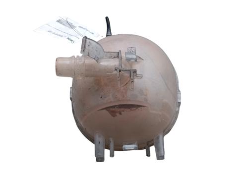 Used Expansion tank PEUGEOT 208 II (UB_, UP_, UW_, UJ_) 1.2 PureTech 100 (101 hp) 25097947