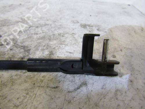 Used Front windshield wiper arm Front windshield wiper arm 25079109 25079109