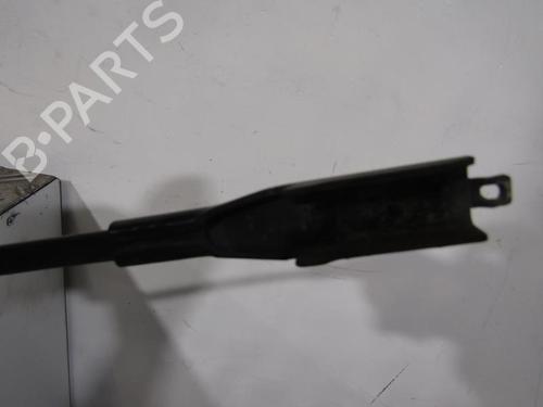 front-windshield-wiper-arm-opel-corsa-d-s07-2006-2007-2008-2009-2010-2011-2012-2013-2014-2015-25113278 main image