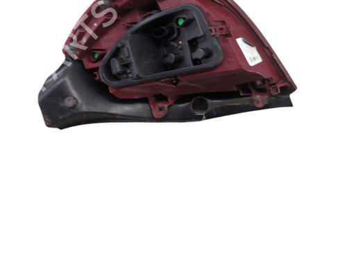 Used Left taillight RENAULT CLIO III (BR0/1, CR0/1) 1.2 16V (BR02, BR0J, BR11, CR02, CR0J, CR11) (75 hp) 29940347