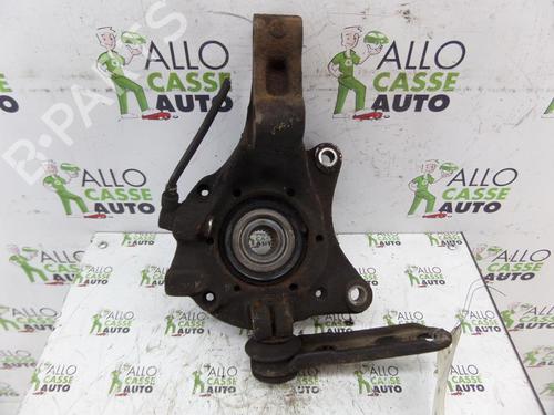 Used Right front steering knuckle RENAULT 21 Saloon (L48_) 2.2 (L48K) (107 hp) 25071306