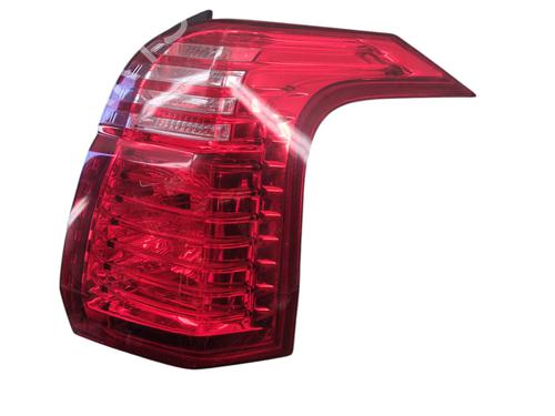 Right taillight PEUGEOT 5008 (0U_, 0E_) 1.6 HDi | BP32030007C35