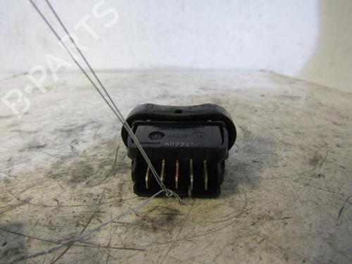 Used Left front window switch Left front window switch DACIA SANDERO 1.5 dCi (88 hp) 25079303 25079303