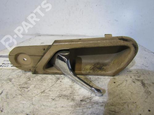 Used Front left interior door handle Front left interior door handle MERCEDES-BENZ C-CLASS (W203) C 220 CDI (203.006, 203.008) (143 hp) 10598322 10598322