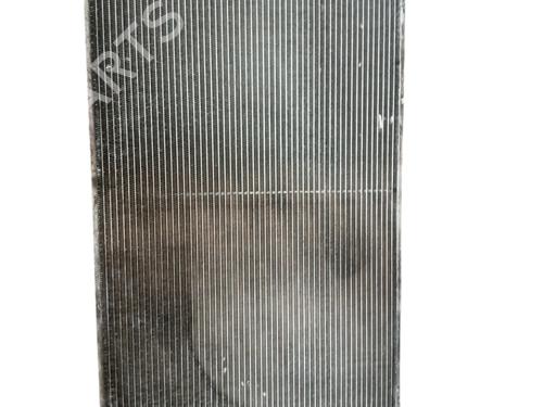 Radiateur à eau RENAULT MASTER II Platform/Chassis (ED/HD/UD) 2.5 dCi (ED01, ED0Y, ED41, ED4Y, ED81, ED8Y, ED91, ED9Y,... (146 hp) 29612000