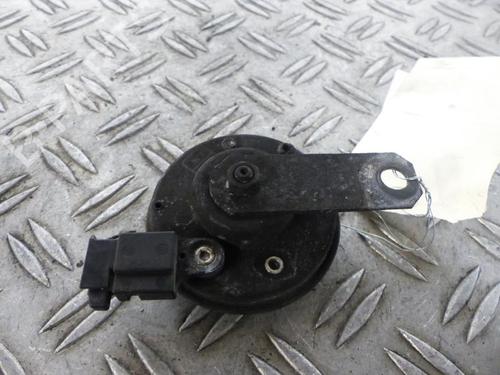 Used Horn Horn TOYOTA YARIS (_P13_) 1.4 D (NLP130_, NLP130) (90 hp) 25065478 25065478