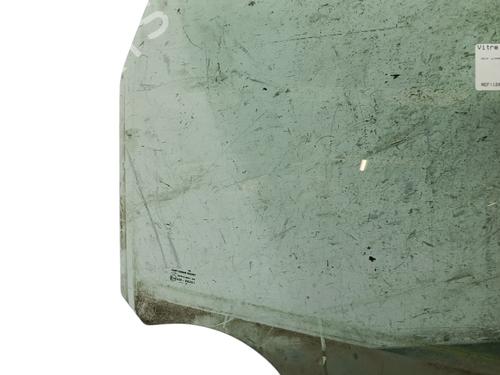 rear-right-door-window-dacia-duster-hs_-2010-2011-2012-2013-2014-2015-2016-2017-2018-32195954 main image