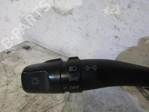 Switch HYUNDAI SANTA FÉ I (SM) 2.0 CRDi 4x4 | BP25078693I30