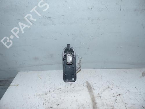 Used Right front window switch RENAULT SCÉNIC II (JM0/1_) 2.0 (JM05, JM0U, JM1N, JM1U, JM2V) (135 hp) 25086717