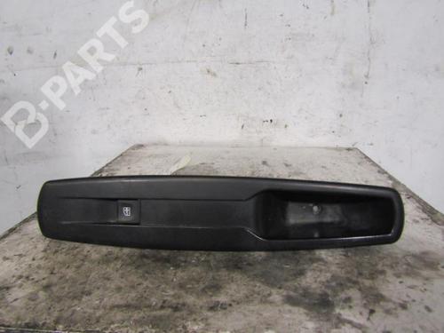 Used Right front window switch Right front window switch RENAULT SCÉNIC III (JZ0/1_) 1.9 dCi (JZ0J, JZ1J, JZ1K, JZ1S) (131 hp) 10592924 10592924