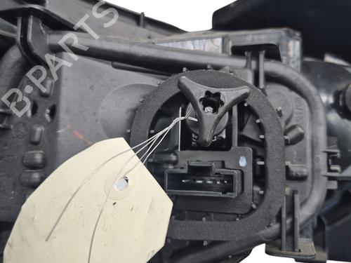Used Right taillight DACIA SANDERO III 1.0 TCe 100 ECO-G (101 hp) 29004678
