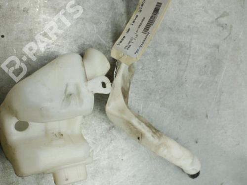 Used Windscreen washer tank Windscreen washer tank PEUGEOT 208 I (CA_, CC_) 1.2 VTI 82 (82 hp) 10614621 10614621