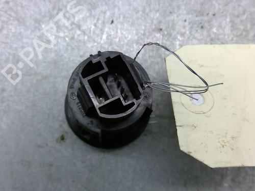 Used Switch Switch RENAULT SCÉNIC III (JZ0/1_) 1.5 dCi (110 hp) 25089340 25089340