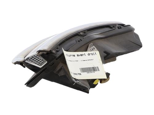 Used Right daytime light Right daytime light 38290165 38290165