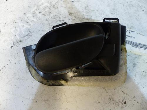 Højre fortil invendig håndtag PEUGEOT 206 Hatchback (2A/C) 1.9 D (69 hp) 25110250