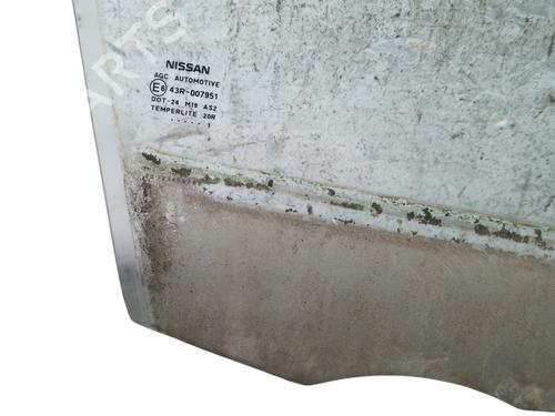 front-right-door-window-nissan-juke-f15-2010-2011-2012-2013-2014-2015-2016-2017-2018-2019-32776745 main image