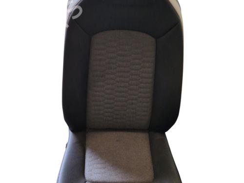 Used Seats set Seats set RENAULT ZOE (BFM_) ZOE (BFMC, BFMD) (136 hp) 26714535 26714535