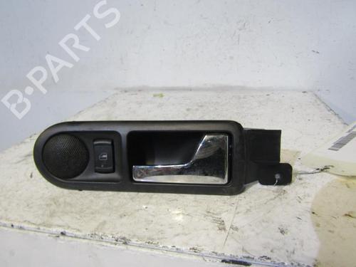 Used Rear right interior door handle VW GOLF IV (1J1) 1.9 TDI (101 hp) 25263172