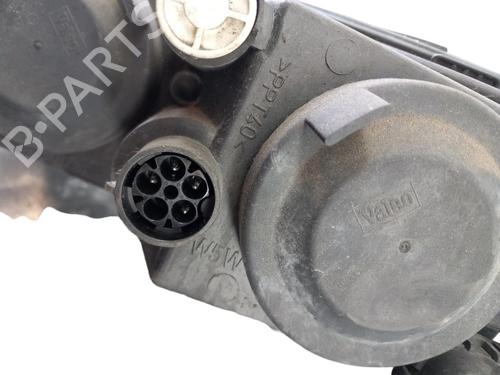 Used Right headlight Right headlight OPEL VECTRA B Hatchback (J96) [1995-2003] 25087707 25087707