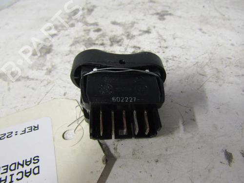 Used Right front window switch Right front window switch DACIA SANDERO 1.4 MPI LPG (72 hp) 25068818 25068818