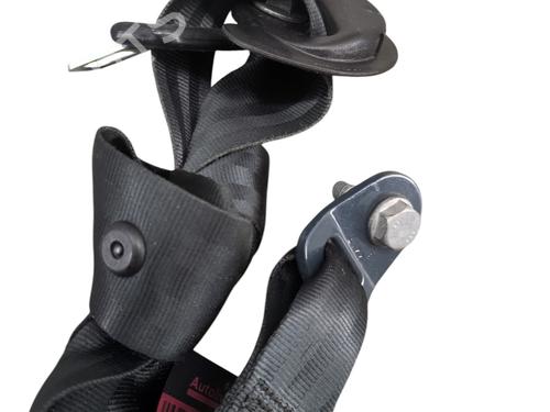 Used Rear left seatbelt PEUGEOT 308 II (LB_, LP_, LW_, LH_, L3_) 1.2 THP 110 (110 hp) 31602668