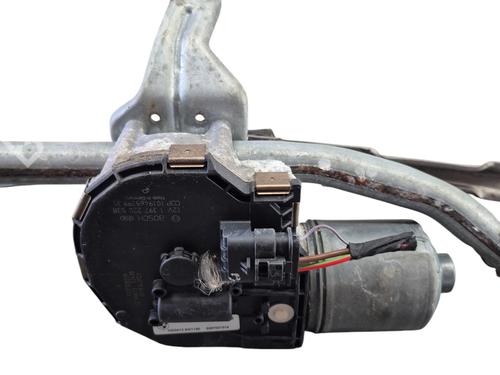 Used Front wiper motor BMW 5 Touring (F11) 530 d (245 hp) 25060730