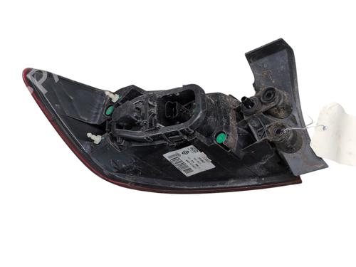 right-taillight-renault-clio-iv-bh_-2012-2013-2014-2015-2016-2017-2018-2019-2020-2021-33304857 main image