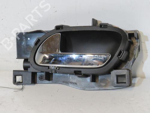 Used Rear left interior door handle PEUGEOT 407 (6D_) 2.0 (6DRFNB, 6DRFNE) (136 hp) 25094614