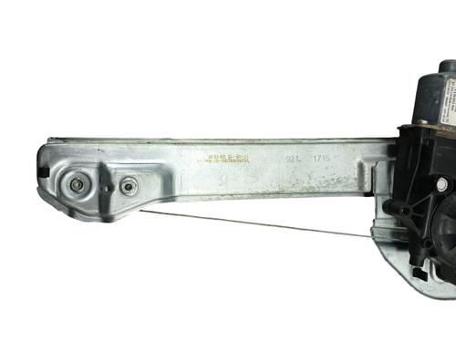 Vindusheismekanisme høyre bak PEUGEOT 2008 I (CU_) 1.2 THP 110 / PureTech 110 (110 hp) 32325540