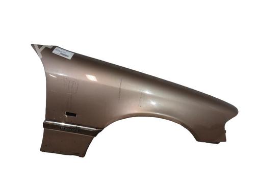 Used Right front fenders MERCEDES-BENZ C-CLASS (W202) C 200 (202.020) (136 hp) 25108799