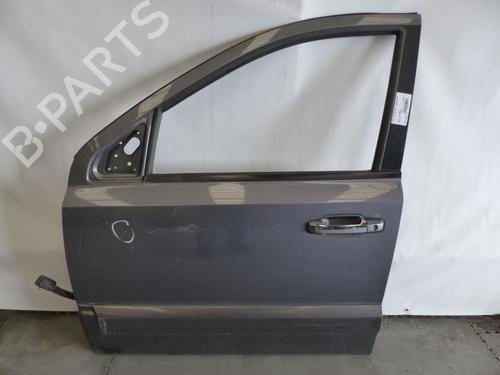Left front door KIA SORENTO I (JC) 2.5 CRDi 4WD | BP25113358C2 