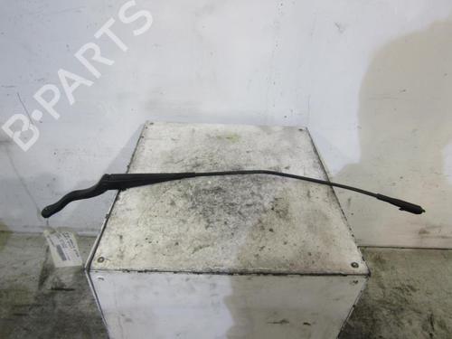 Used Front windshield wiper arm OPEL CORSA D (S07) 1.3 CDTI (L08, L68) (90 hp) 25106094