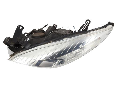 left-headlight-renault-megane-iii-hatchback-bz01_-b3_-2008-37078838 main image