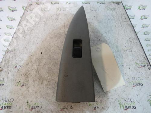 Used Right front window switch Right front window switch NISSAN NOTE (E11, NE11) 1.5 dCi (86 hp) 10610556 10610556