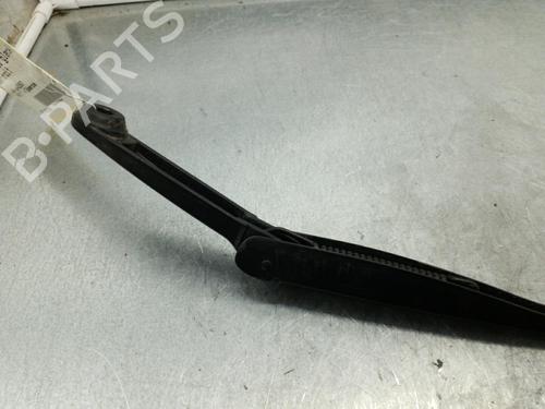 Used Front windshield wiper arm FIAT BRAVO II (198_) 1.4 (198AXA1B) (90 hp) 25088944