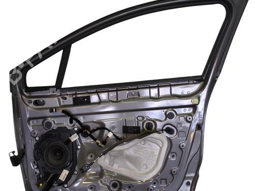 right-front-door-renault-clio-iv-bh_-2012-2013-2014-2015-2016-2017-2018-2019-2020-2021-27819038 main image