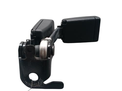 Used Seat buckle PEUGEOT 2008 I (CU_) 1.6 BlueHDi 120 (120 hp) 32373795