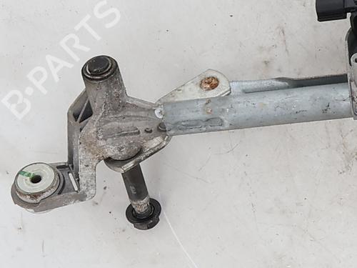 Used Front wiper motor Front wiper motor RENAULT MEGANE IV Hatchback (B9A/M/N_) 1.5 dCi 110 (B9A3) (110 hp) 40271629 40271629