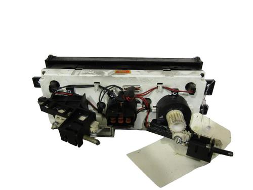 Used Climate control Climate control DAEWOO KALOS (KLAS) 1.4 16V (94 hp) 25113974 25113974