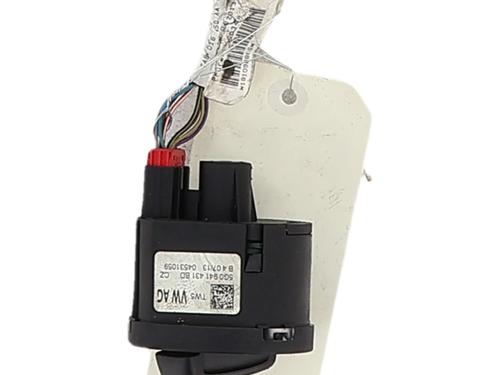 Used Headlight switch Headlight switch 39084247 39084247