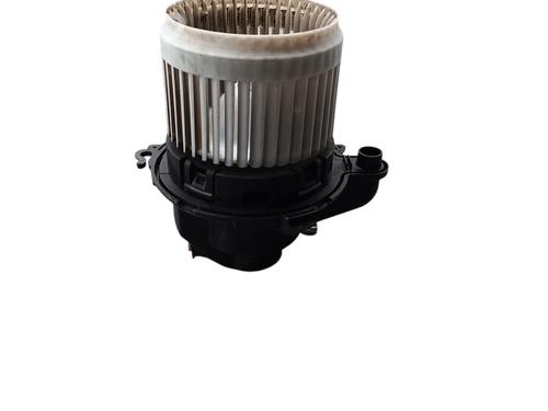 Heater blower motor DACIA SANDERO II 1.0 SCe 75 (B8JC, B8JD, B8NC) | BP25099040M62 