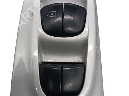 Used Left front window switch NISSAN JUKE (F15) 1.5 dCi (110 hp) 30438708