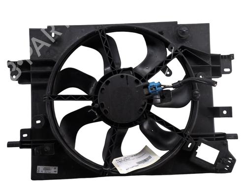 Radiator fan DACIA DUSTER (HS_) 1.2 TCe 125 | BP31943897M35